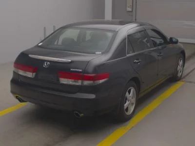 Honda INSPIRE  с аукциона в Японии