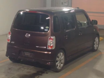 Daihatsu MIRA  с аукциона в Японии