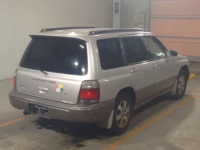 Subaru FORESTER