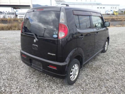 Suzuki MRWAGON