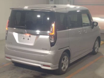 Mitsubishi DELICA D2