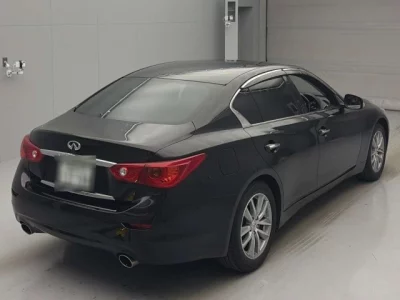 Nissan SKYLINE  с аукциона в Японии