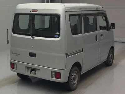 Mitsubishi MINICAB VAN