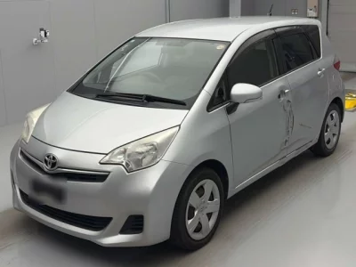 Toyota RACTIS  с аукциона в Японии