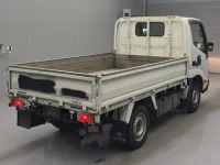 Toyota DYNA лот № 63512 оценка RA  с аукциона в Японии 1