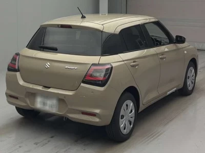 Suzuki SWIFT  с аукциона в Японии