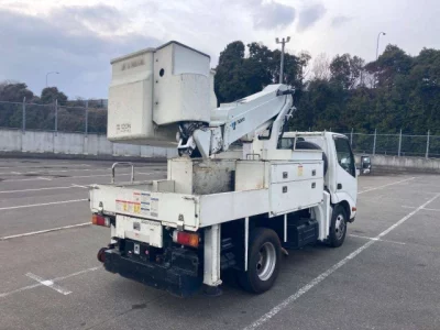 Hino DUTRO  с аукциона в Японии