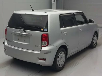 Toyota COROLLA RUMION