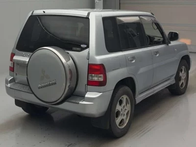Mitsubishi PAJERO IO
