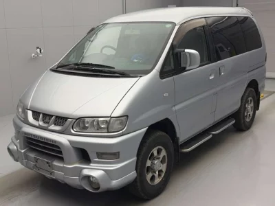 Mitsubishi DELICA