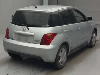 Toyota IST лот № 4451 оценка 3.5  с аукциона в Японии 1