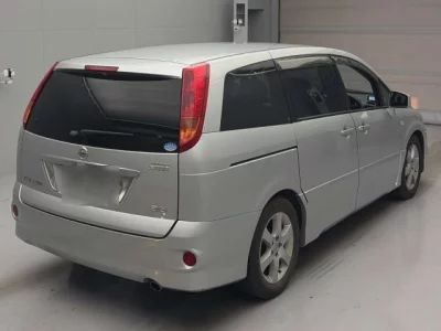 Nissan PRESAGE  с аукциона в Японии