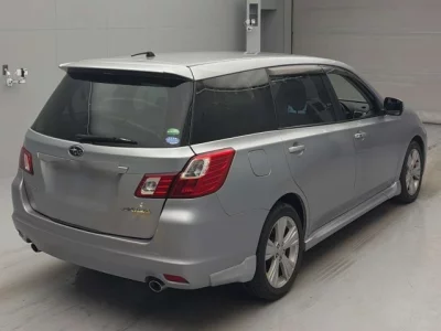 Subaru EXIGA  с аукциона в Японии