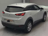 Mazda CX-3 лот № 30027 оценка 4.5  с аукциона в Японии 1