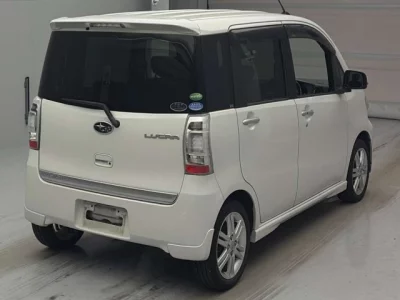 Subaru LUCRA