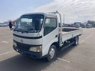 Toyota DYNA  с аукциона в Японии