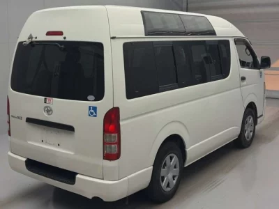 Toyota REGIUS ACE VAN