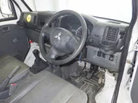 Mitsubishi MINICAB VAN лот № 1410 оценка 3  с аукциона в Японии 2