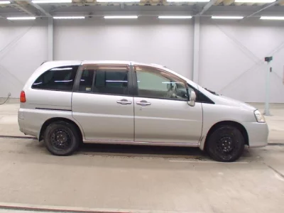 Nissan LIBERTY