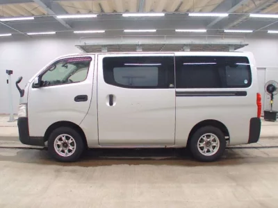 Nissan CARAVAN VAN  с аукциона в Японии