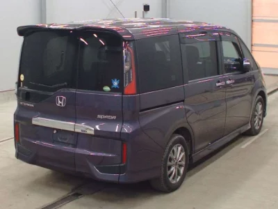 Honda STEP WAGON  с аукциона в Японии