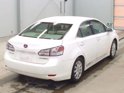 Lexus HS  с аукциона в Японии