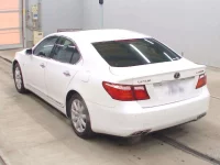 Lexus LS лот № 3156 оценка 4  с аукциона в Японии 5