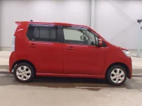 Suzuki WAGON R лот № 5038 оценка 3.5  с аукциона в Японии 2