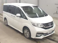 Honda STEP WAGON лот № 3231 оценка 3  с аукциона в Японии 4