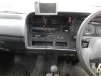 Toyota HIACE VAN лот № 3237 оценка R  с аукциона в Японии 8