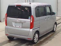 Honda N BOX лот № 3238 оценка 4  с аукциона в Японии 1