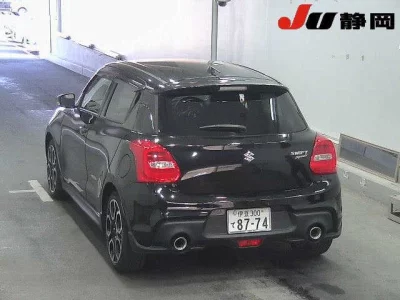 Suzuki SWIFT  с аукциона в Японии