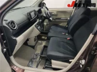 Toyota PASSO лот № 3050 оценка 3.5  с аукциона в Японии 5