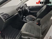 Volkswagen GOLF лот № 3042 оценка 4.5  с аукциона в Японии 5