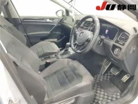 Volkswagen GOLF лот № 3042 оценка 4.5  с аукциона в Японии 2
