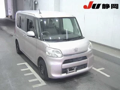 Daihatsu TANTO  с аукциона в Японии