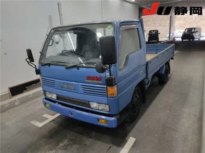 Mazda TITAN  с аукциона в Японии