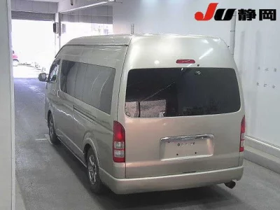 Toyota HIACE VAN  с аукциона в Японии