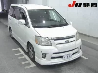 Toyota NOAH лот № 8102 оценка R  с аукциона в Японии 2
