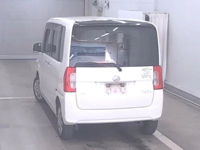 Daihatsu TANTO  с аукциона в Японии