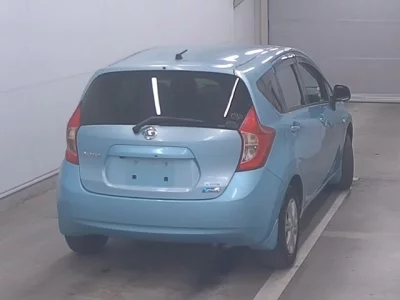 Nissan NOTE  с аукциона в Японии