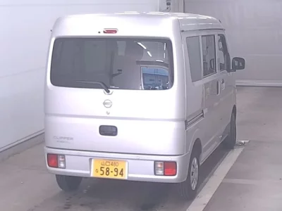 Nissan CLIPPER VAN