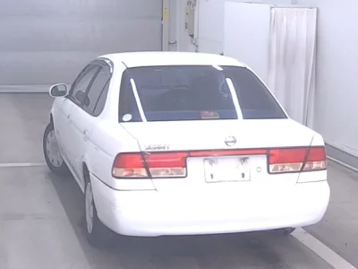 Nissan SUNNY