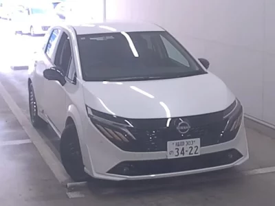 Nissan AURA
