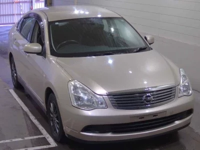 Nissan SYLPHY  с аукциона в Японии