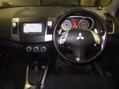 Mitsubishi OUTLANDER  с аукциона в Японии