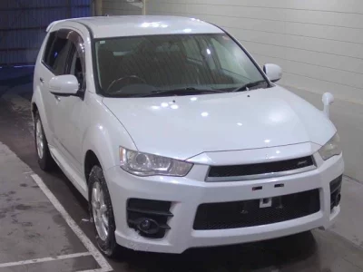 Mitsubishi OUTLANDER  с аукциона в Японии