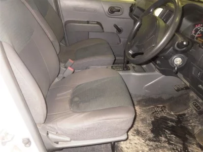 Mitsubishi LANCER VAN