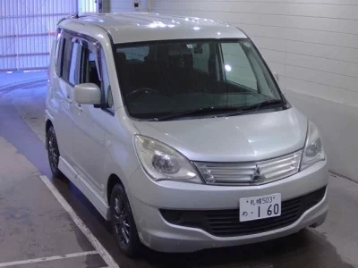 Mitsubishi DELICA D2