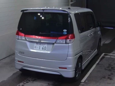 Mitsubishi DELICA D2